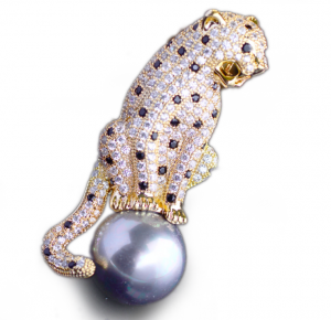 47x20mm Cubic Zirconia Leopard Brooch