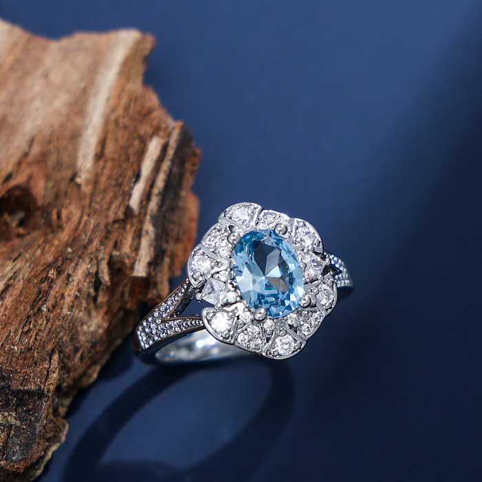 Brass Colored Oval Diamonds Flower Ring - Image 3