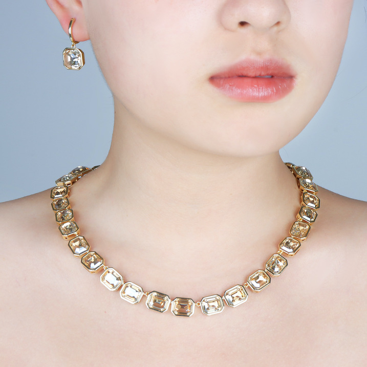 Geometric Crystal Stones Choker Necklace Earrings Set - Image 7