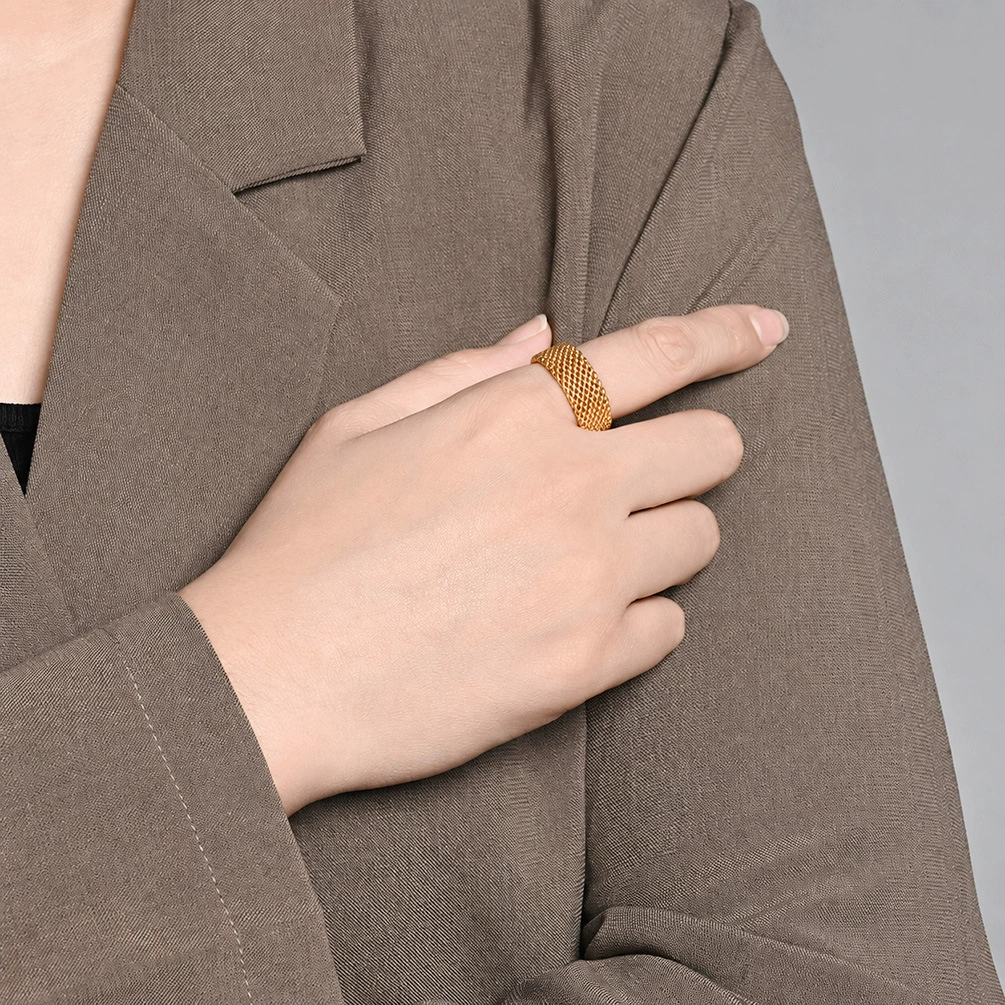 Ladies' Simple Stainless Steel Net Links Ring - Image 3