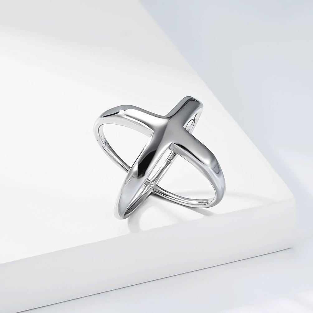 Ladies' Stainless Steel Hollow Cross Ring - Image 3