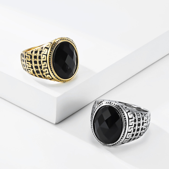 Men's Stainless Steel Oval Onyx Stone Ring - Image 2
