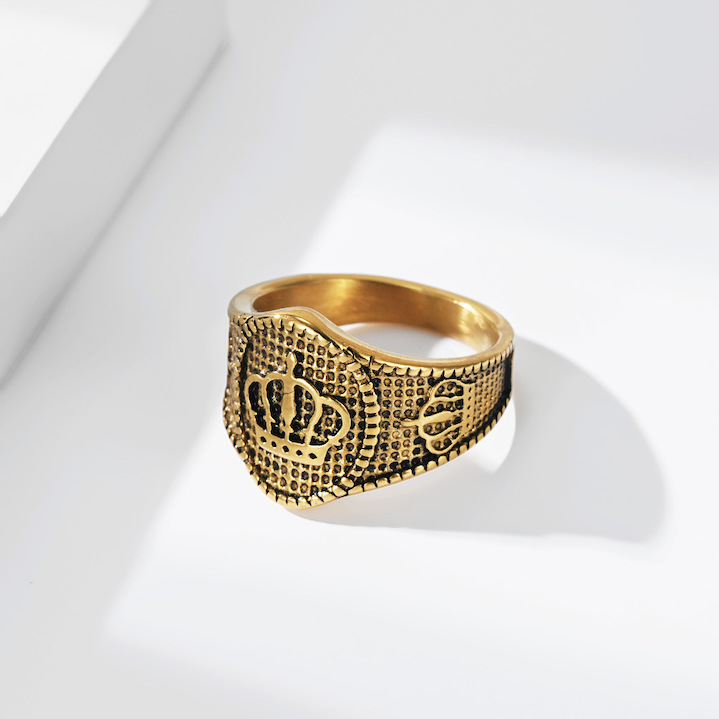 Men's Stainless Steel 18mm Antique Crown Ring - Image 3