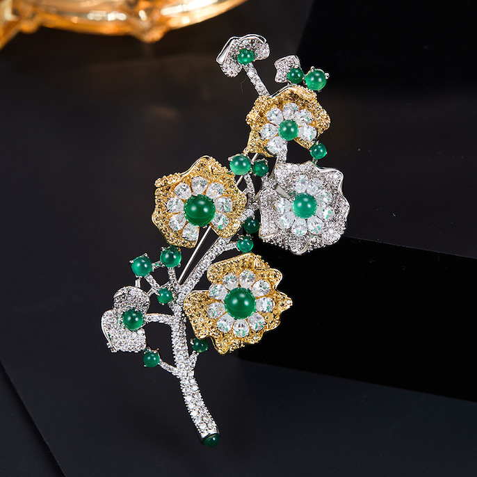 80x38mm Brass Jewelry CZ Emeralds Flowers Brooch - Image 4