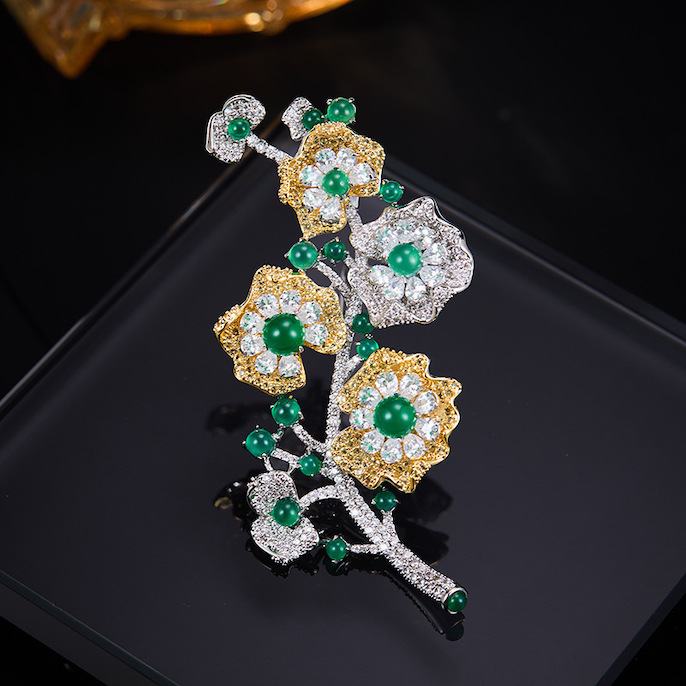 80x38mm Brass Jewelry CZ Emeralds Flowers Brooch - Image 3