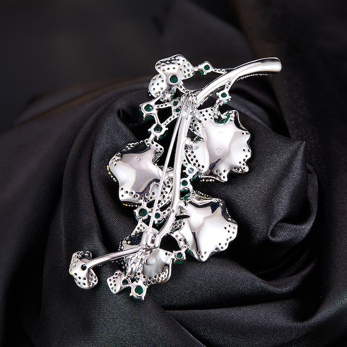 80x38mm Brass Jewelry CZ Emeralds Flowers Brooch - Image 2