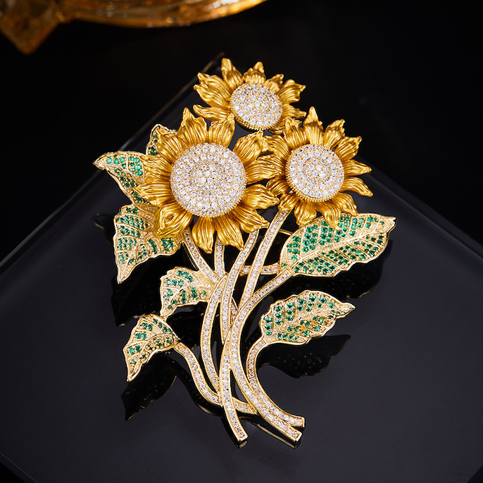 Brass Jewelry CZ Leaf Daisy Flowers Brooch - Image 2