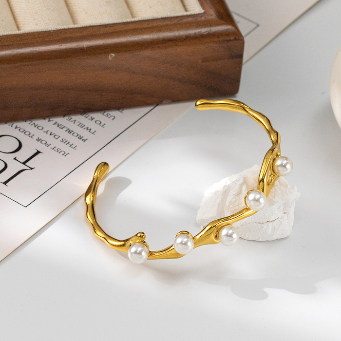 Wholesales Stainless Steel White Pearls Wave Cuff Bracelet - Image 3