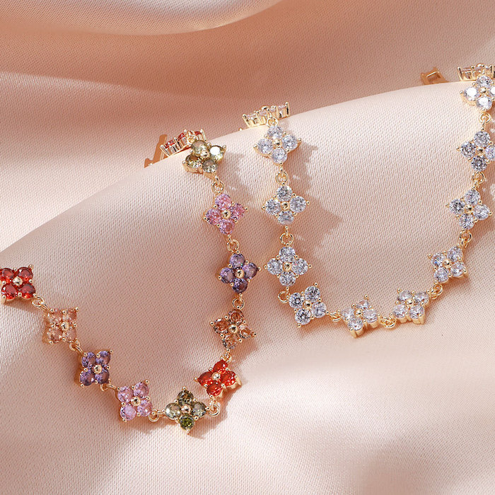 Women's Jewelry 9mm Brass CZ Clover Flowers Bracelet - Image 4