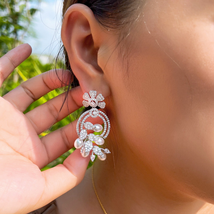 Wholesales Jewelry Brass CZ Pearls Leaf Flower Stud Earrings - Image 3
