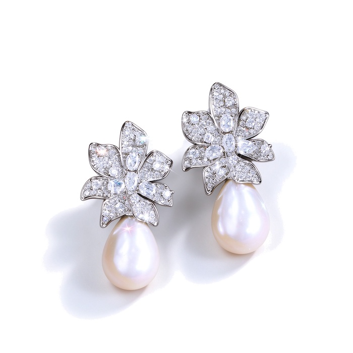 Factory Jewelry Brass Teardrop Pearl CZ Flower Stud Earrings