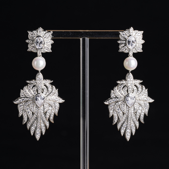 China Brass Jewelry 21.5g Teardrop CZ Leaf Stud Earrings - Image 4