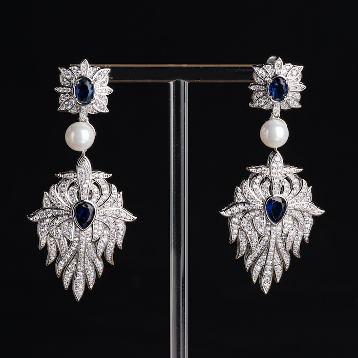 China Brass Jewelry 21.5g Teardrop CZ Leaf Stud Earrings - Image 3