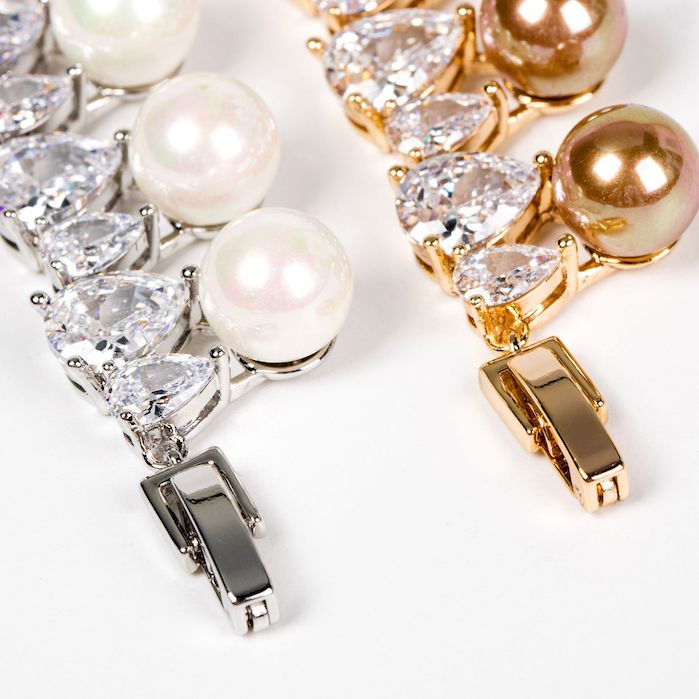 Women's Jewelry 31g Brass Teardrop CZ Pearls Bracelet - Image 2
