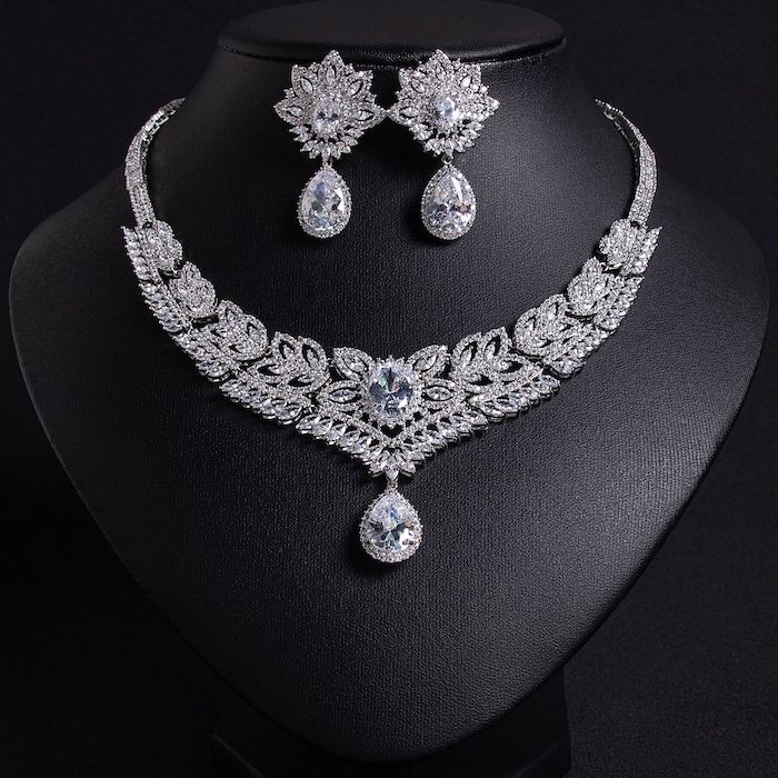 Bridal Brass Colored CZ Leaves Choker Necklace Earrings Set - Image 5