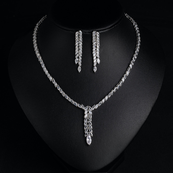 Bridal Brass Eye-shaped CZ Leaves Choker Necklace Earrings Set - Image 3