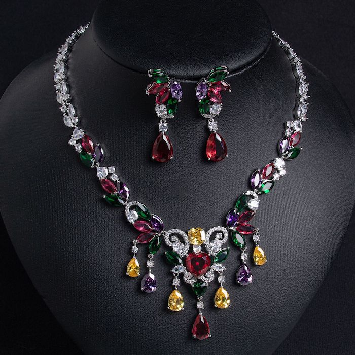 Bridal Brass Teardrop CZ Leaf Tassels Choker Necklace Earrings Set - Image 4