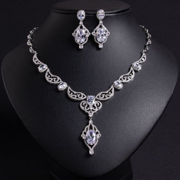 Bridal Brass Hollow Oval Ruby CZ Pendant Necklace Earrings Set - Image 4