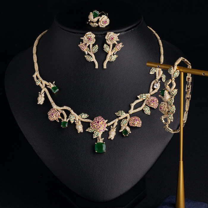 4pcs Bridal Brass CZ Leaf Flowers Choker Necklace Set - Image 5