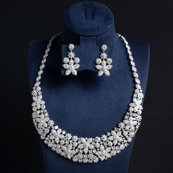 Bridal Brass Diamond Flowers Choker Necklace Earring Set - Image 4