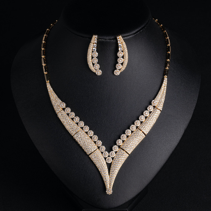 Bridal Brass V-shape CZ Leaf Choker Necklace Earring Set - Image 4