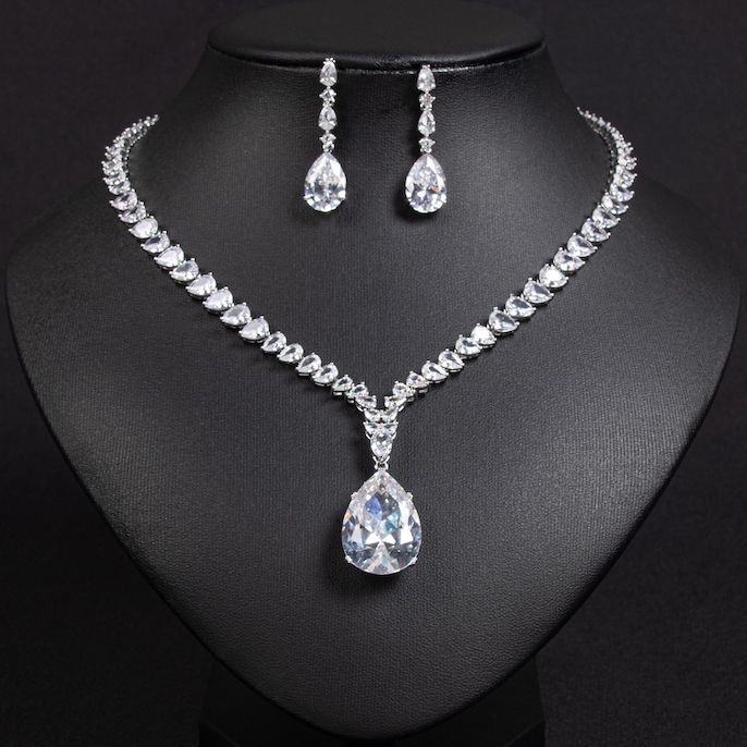 Party Brass Teardrop CZ Ruby Pendant Necklace Earrings Set - Image 6