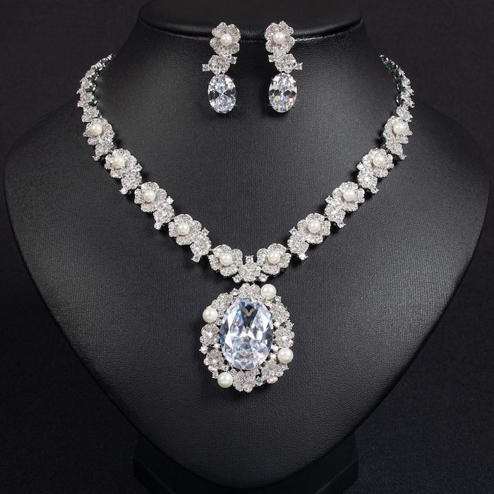 Bridal Brass 73g Luxury Stone Flowers Choker Necklace Earring Set - Image 3