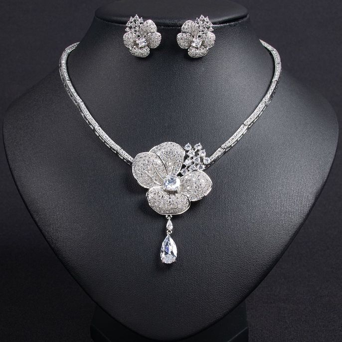Party Brass Teardrop CZ Flowers Choker Necklace Earrings Set - Image 3