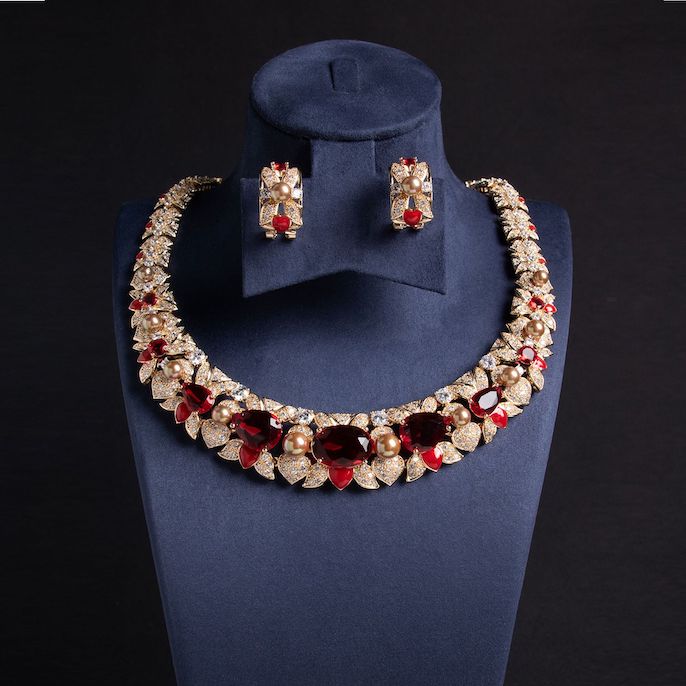 Party Brass Oval Emerald Leaf Choker Necklace Earrings Set - Image 3