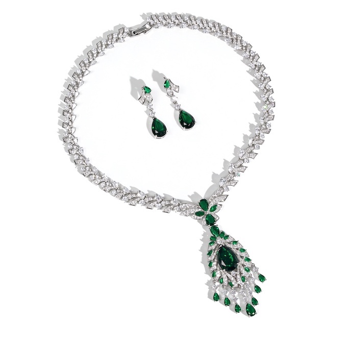 Party Brass Teardrop CZ Leaf Pendant Necklace Earrings Set