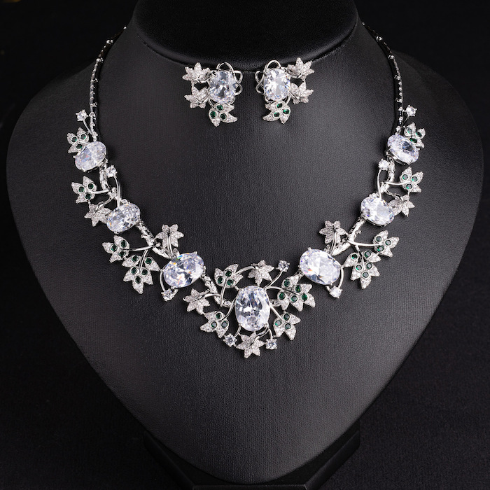 Bridal Brass Oval Leaf Flowers Choker Necklace Earring Set - Image 4