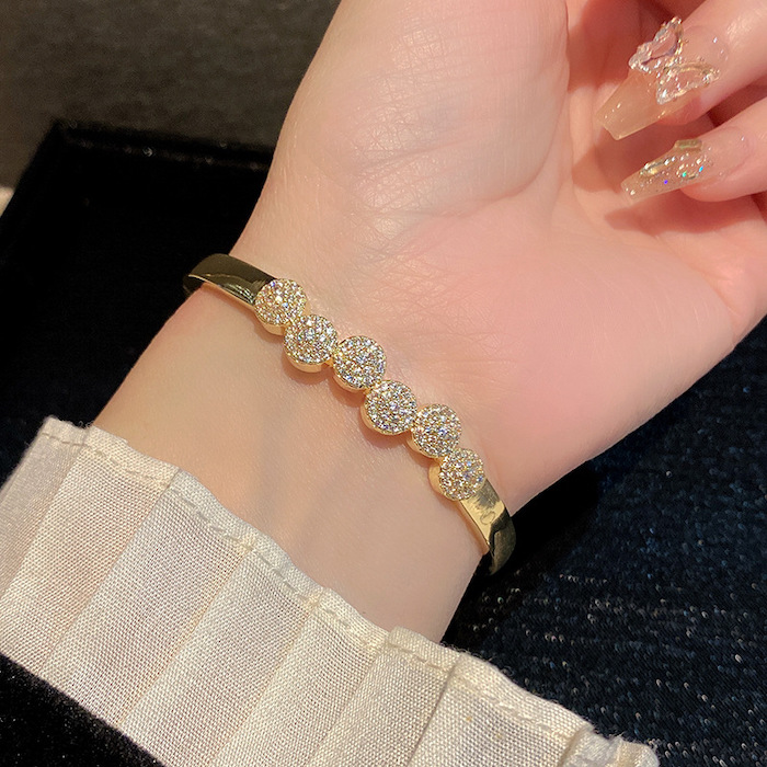Wholesales Brass Diamond Circle Beads Hinged Bracelet - Image 3