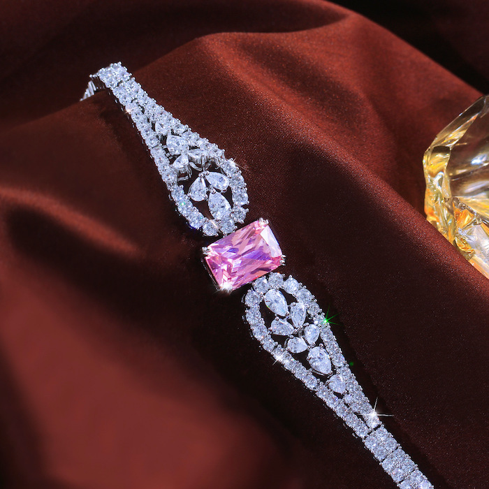 Women's Jewelry Brass Diamond Teardrops Bracelet - Image 3
