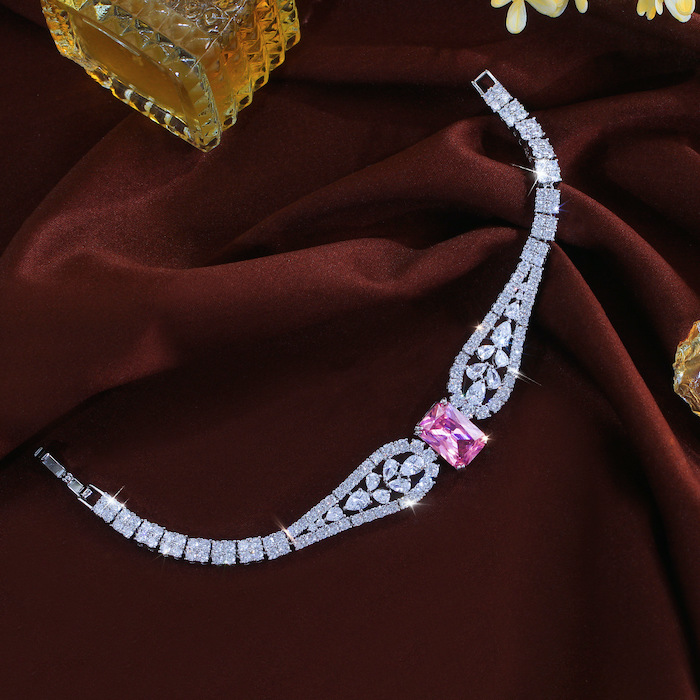 Women's Jewelry Brass Diamond Teardrops Bracelet - Image 2