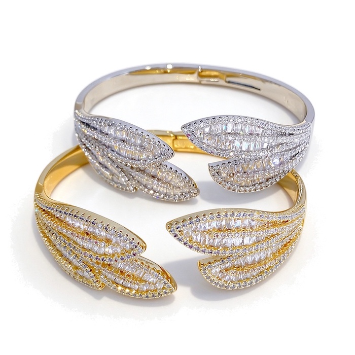 Wholesales 28g Heavy Brass Multi Diamond Leaves Spring Bracelet