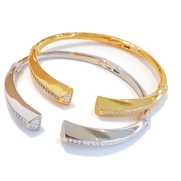 Wholesales Brass Diamonds Triangle Geometric Spring Bracelet