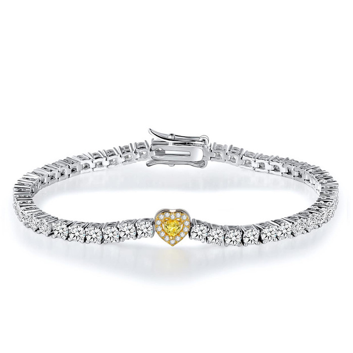 Women's Jewelry 6.5mm Brass Yellow Diamonds Heart Bracelet