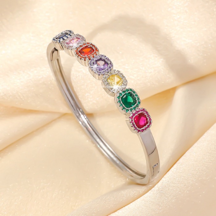 Factory Wholesales Brass Square Stones Hinged Bangle - Image 3