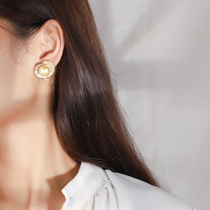 Factory Jewelry Brass Gold CZ Pearl Shell Stud Earrings - Image 4